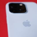 Apple enfrenta retos globales con nuevo diseño de iPhone.