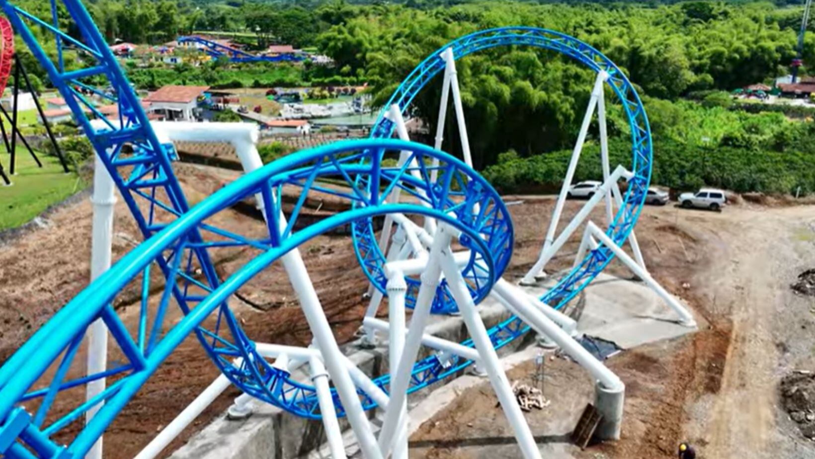 Así es la nueva montaña rusa Avix, del Parque del Café, inspirada en la riqueza de las aves de Colombia