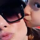 La presentadora de Caracol Televisión junto a uno de sus hijos