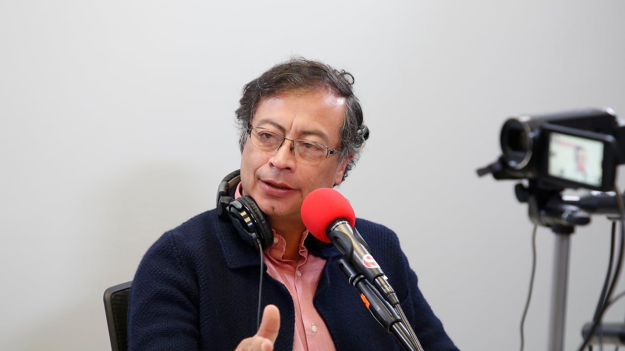 Gustavo Petro Semana tv