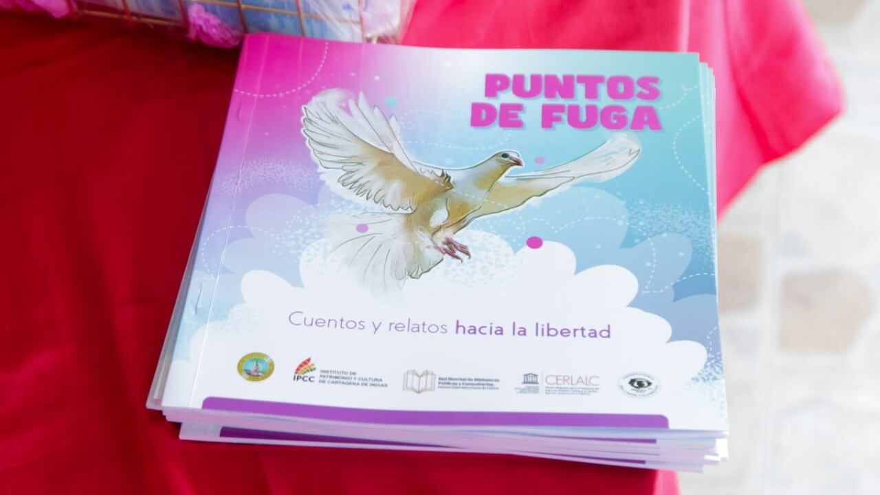 Puntos de Fuga: cuentos y relatos hacia la libertad, libro escrito por las internas de la cárcel de mujeres en Cartagena.