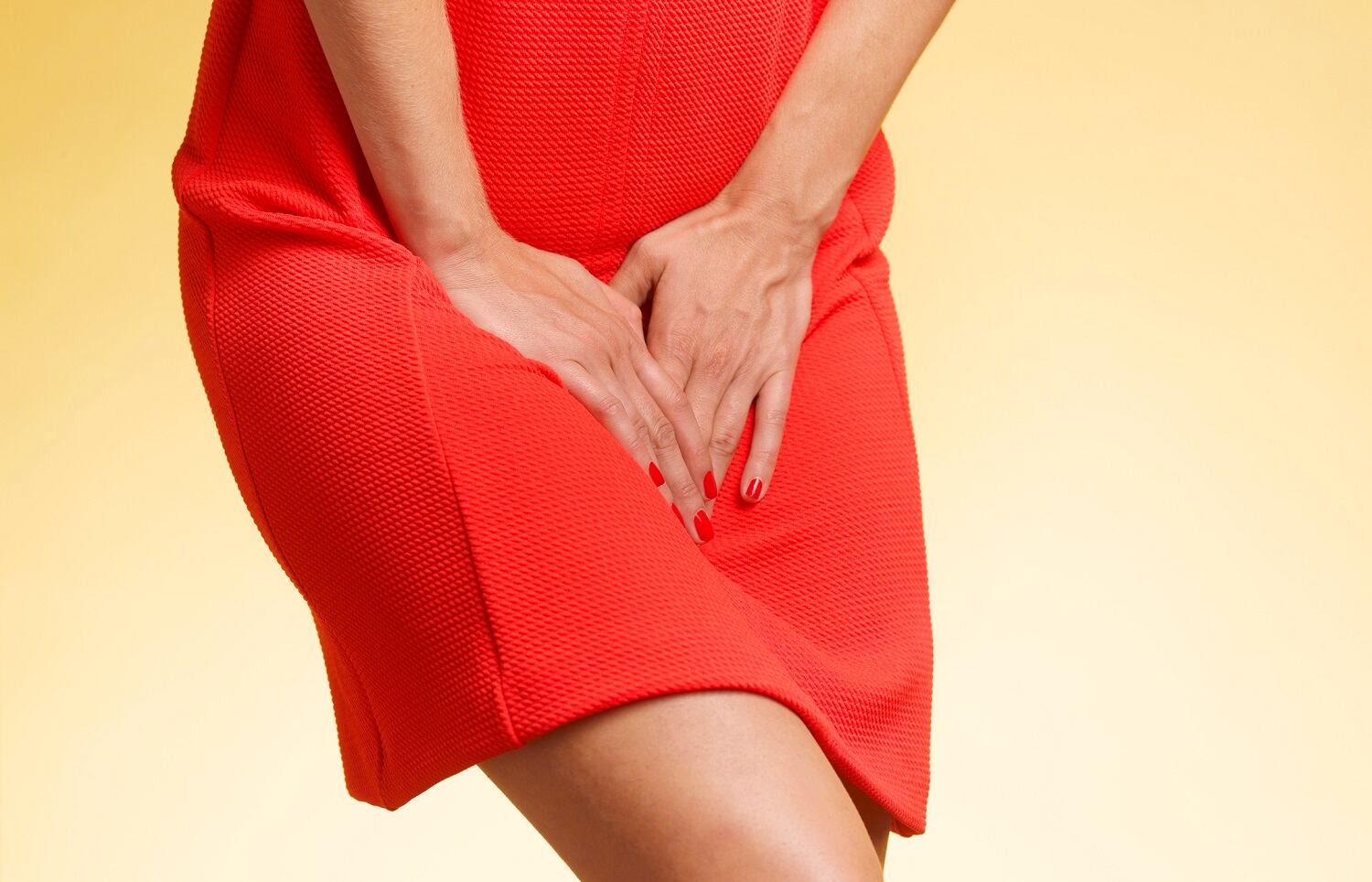 Mujer con deseo de orinar