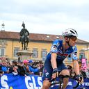 Tim Merlier ganó en photo finish