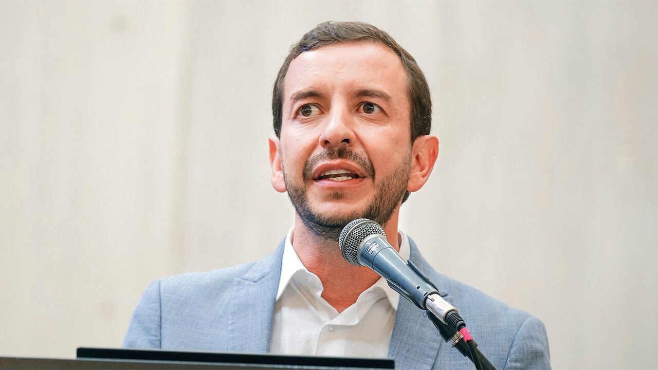 Fernando Merchán, gerente de Aerocafé, pidió que el proyecto tuviera anticipos, aun llevándole la contraria al presidente Petro.