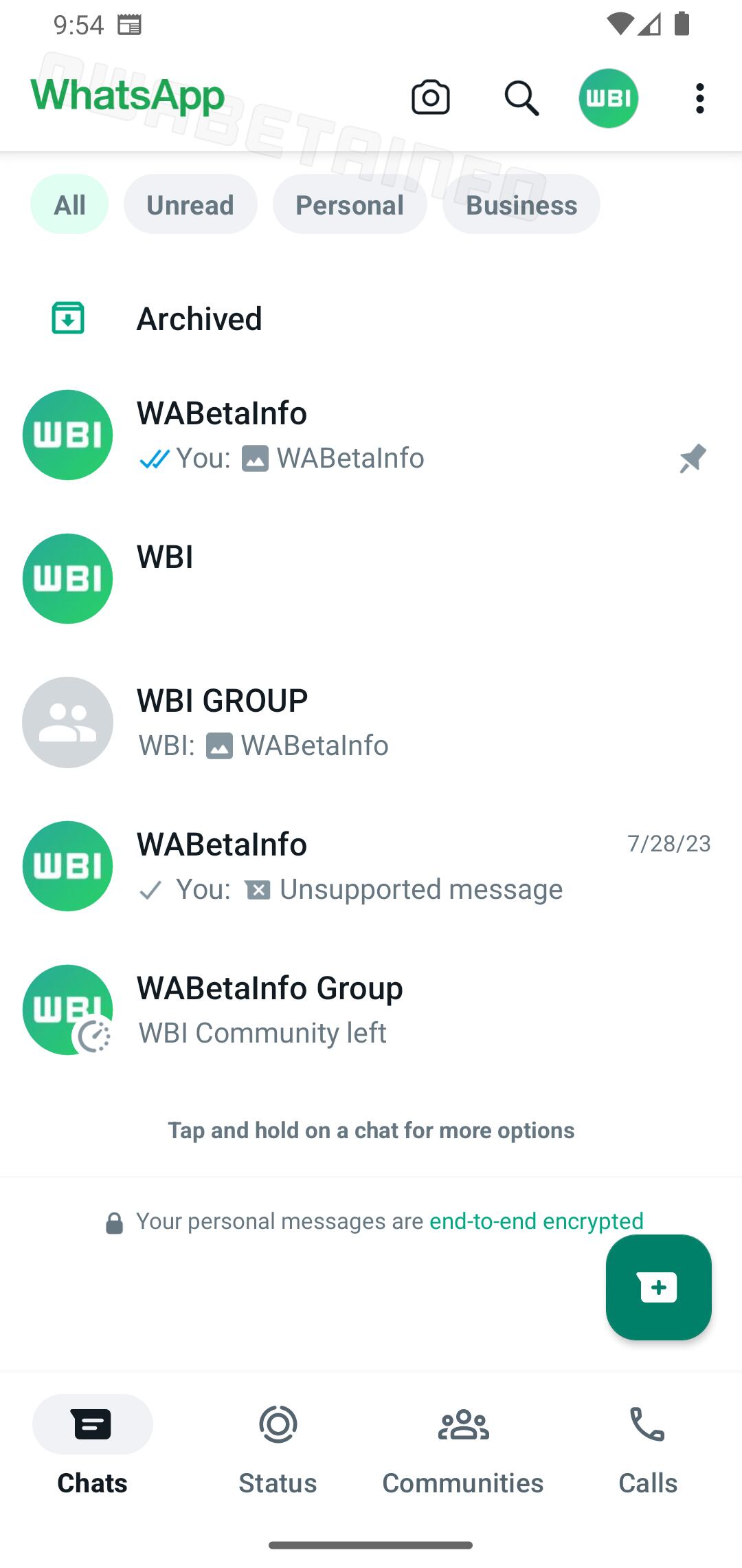 WhatsApp está trabajando para traer una nueva interfaz con una barra de aplicaciones blanca.