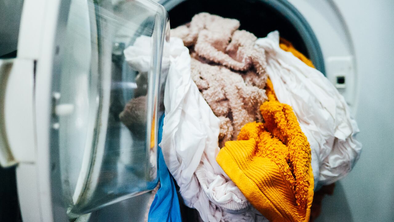 Estas son las prendas que no se deben lavar en este electrodoméstico.