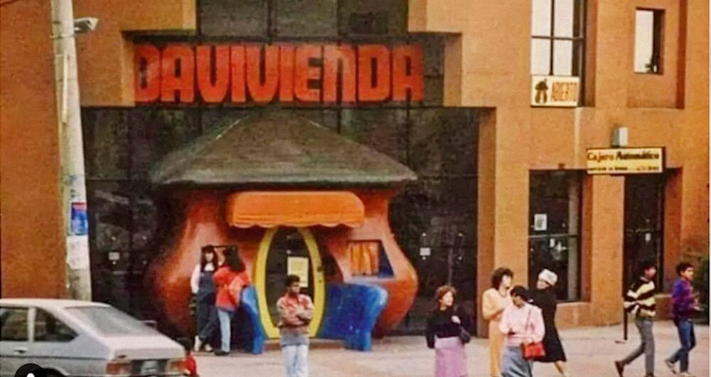 Primeras oficinas de Davivienda.