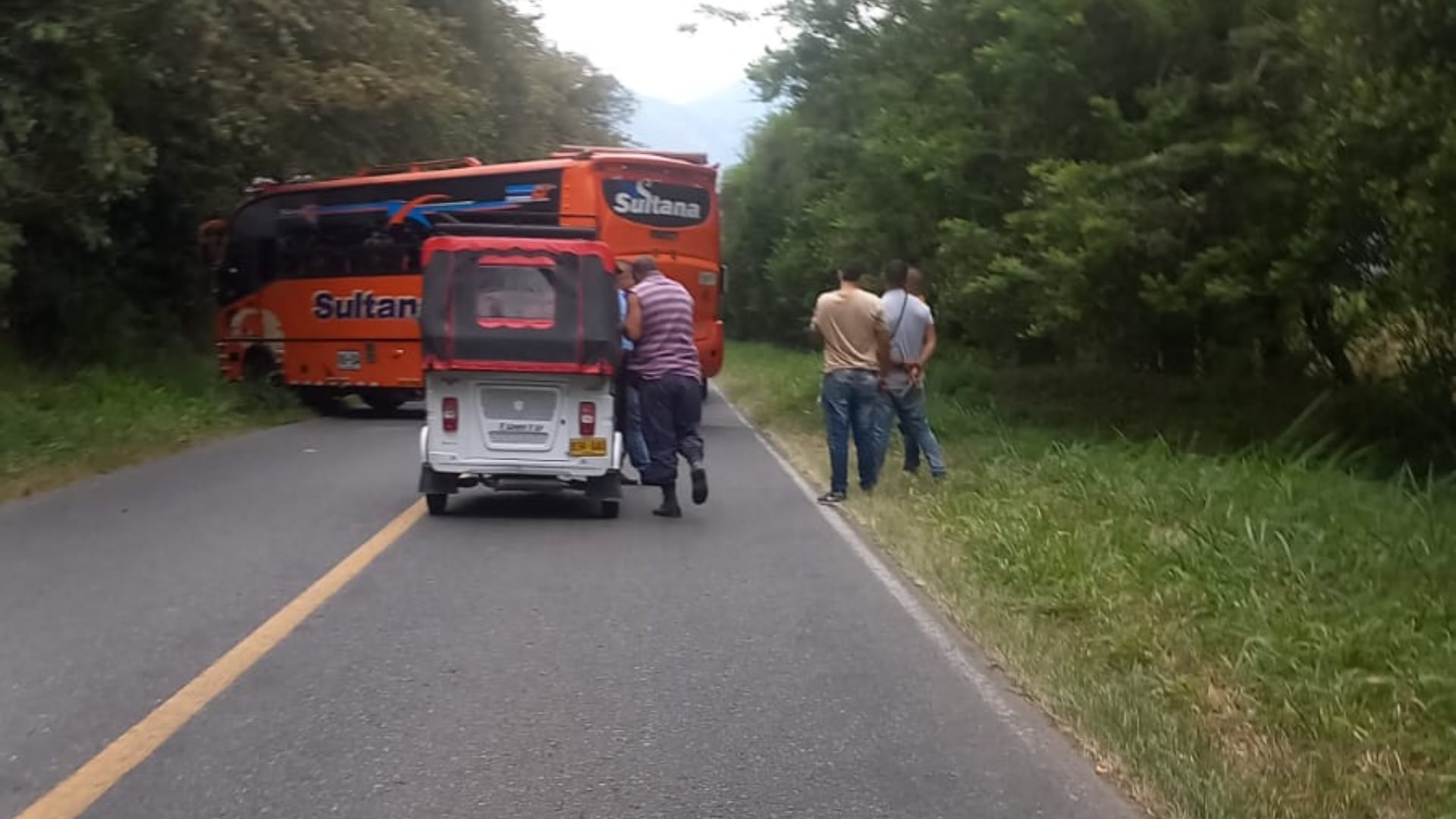 Retén ilegal de las disidencias de las Farc en Cauca.