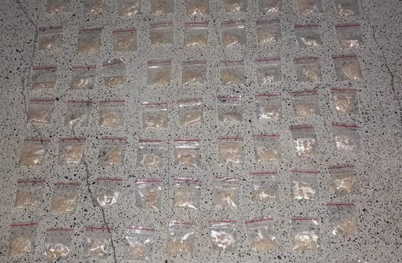 Decomisaron 90 bolsas de bazuco avaluadas en 630.000 pesos y la suspensión de la actividad comercial durante 10 días