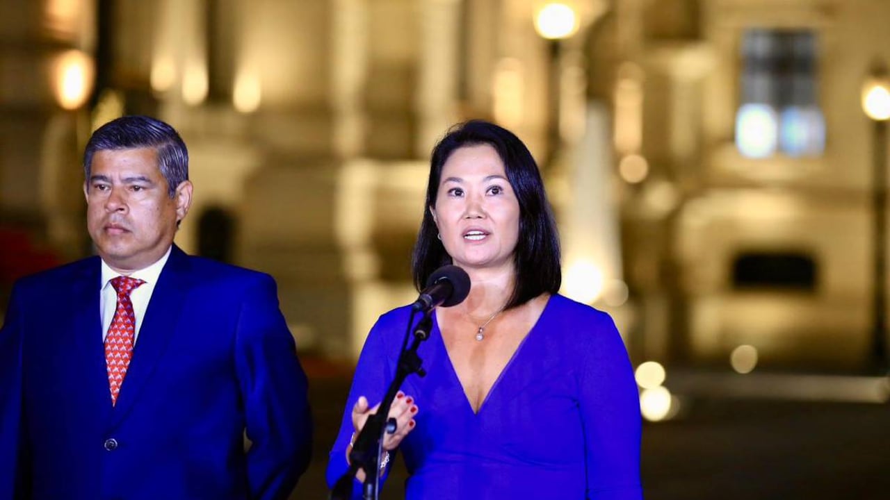 Luis Galarreta, es abogado y político, fue la fórmula vicepresidencial de la ex candidata Keiko Fujimori quien perdió las pasadas elecciones contra Pedro Castillo.