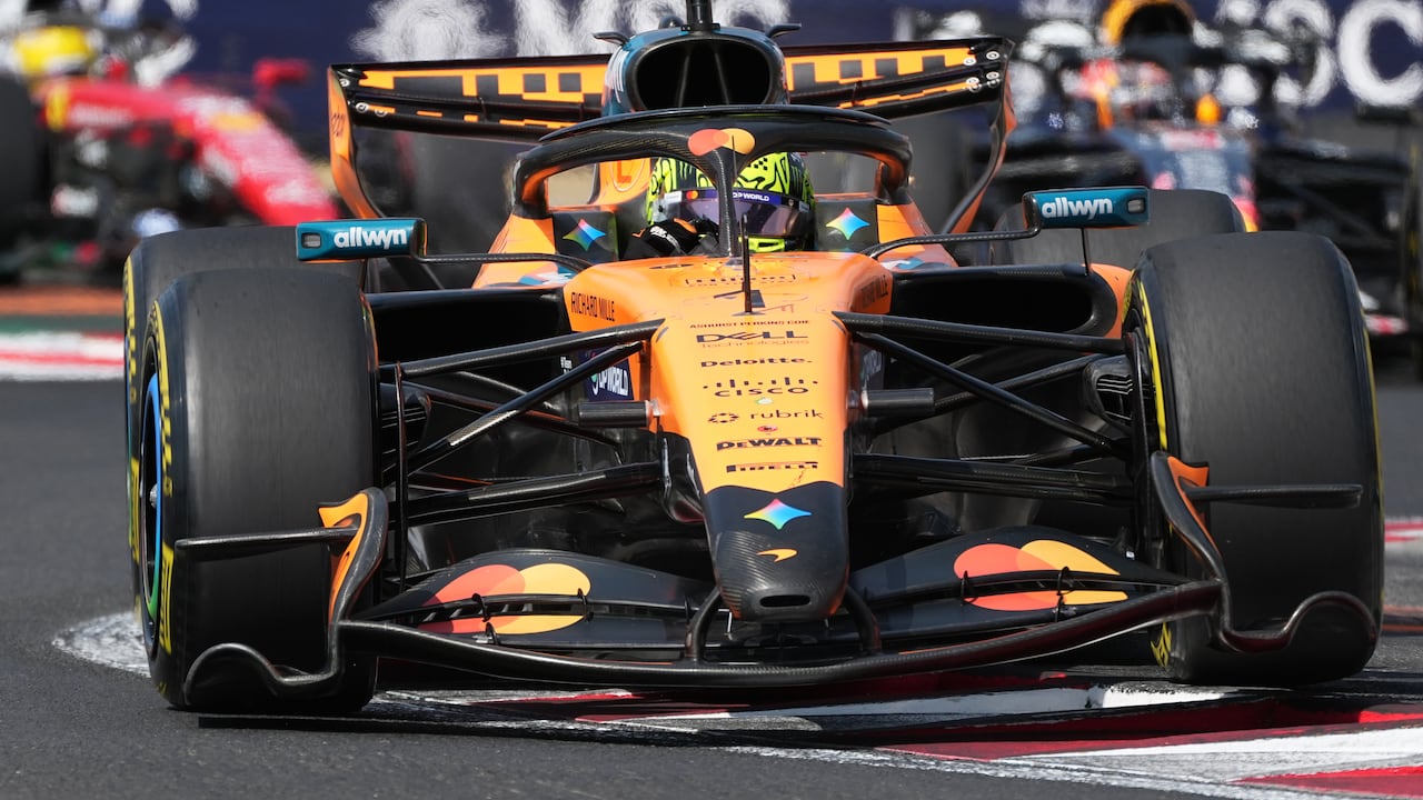 Lando Norris, piloto de McLaren, disputando el Gran Premio de Hungría.