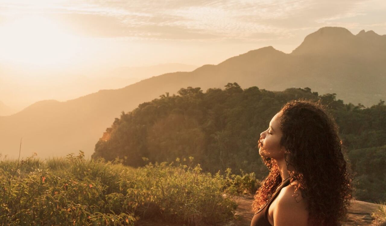 Los ecosexuales afirman que le "hacen el amor" a la naturaleza (imagen de referencia)