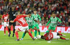 Diego Ulloa fue el juez de Santa Fe vs. Nacional por Liga BetPlay