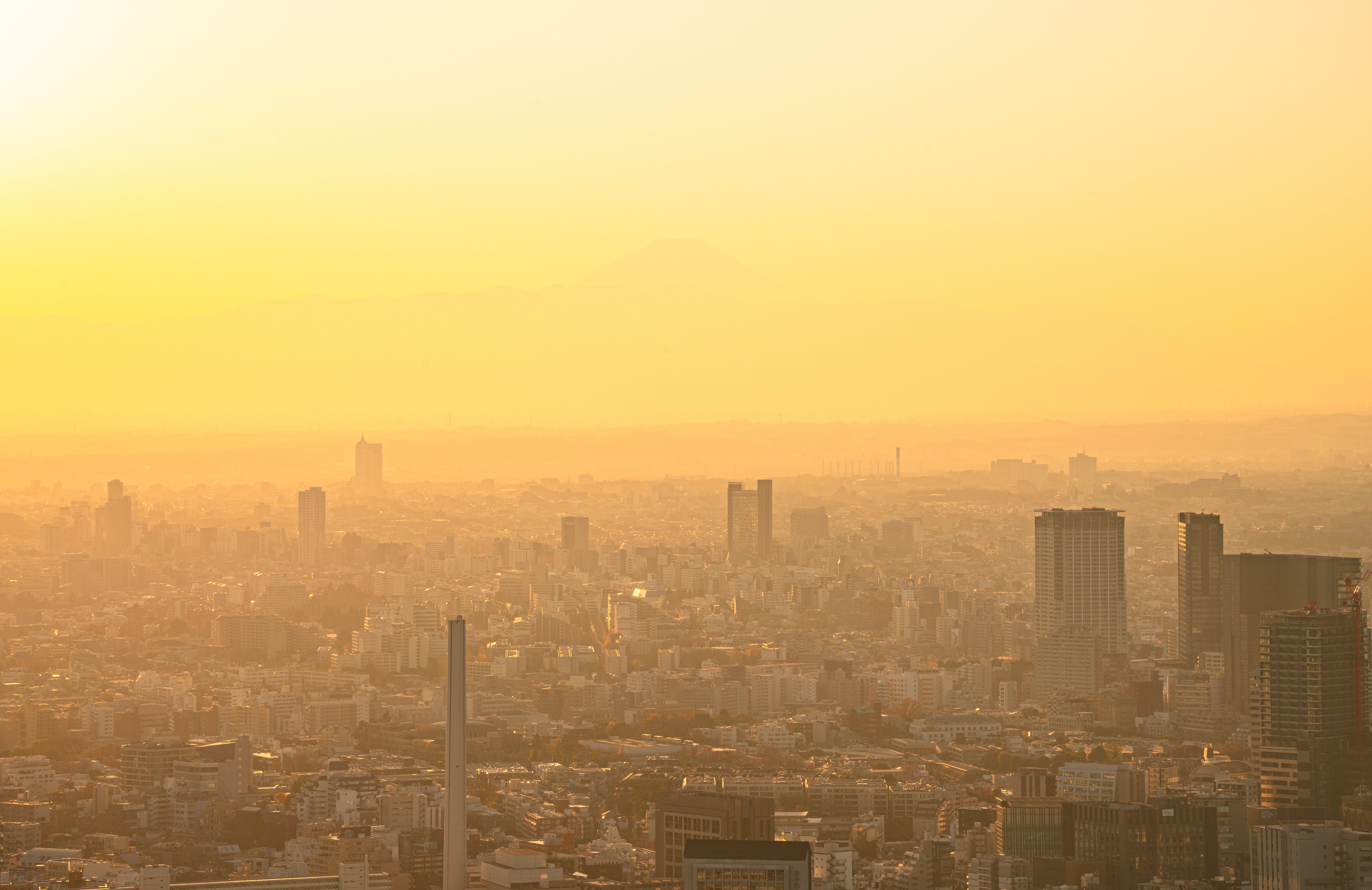 El Índice de Calidad del Aire (AQI) superó los 150 puntos en varias localidades, un nivel considerado riesgoso para toda la población.