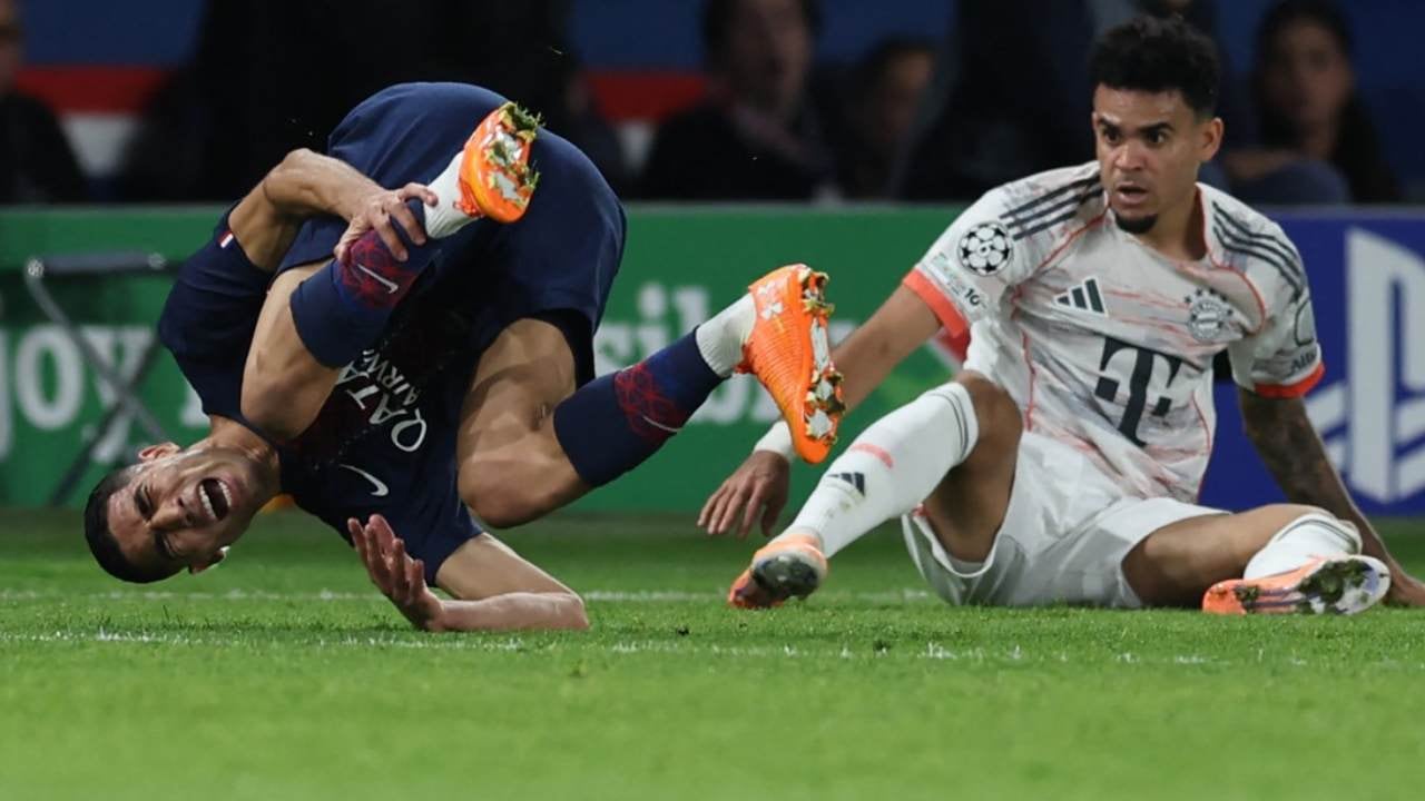 Achraf Hakimi y Luis Díaz en la Champions League.