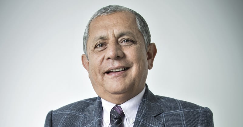 Henry Romero Vivas - Rector Colegio Campo David

El rector del mejor colegio de 2015 critica que algunas instituciones contraten mae-tros por solo 10 meses como “si no existieran por dos meses”