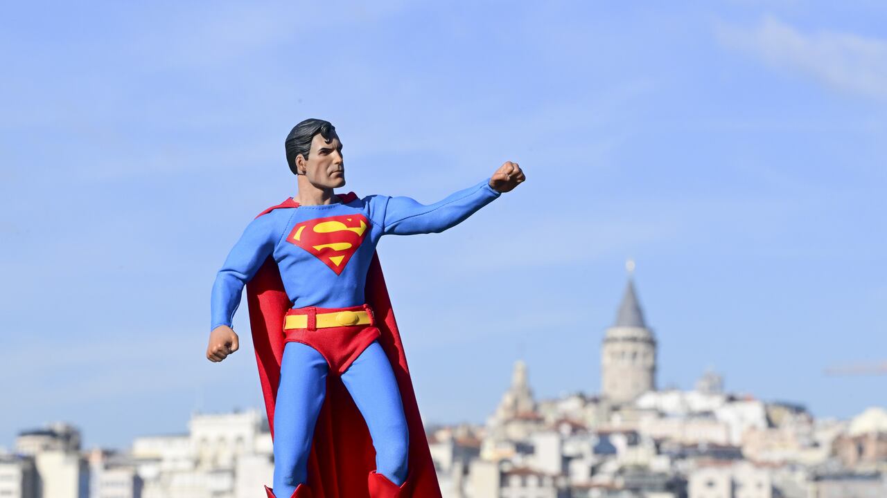 Una figura de Superman perteneciente al coleccionista Ulas Senturk