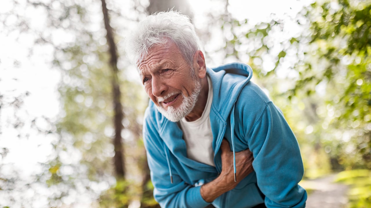 Un paro cardiaco se da cuando el corazón deja de bombear sangre de forma súbita e imprevista.
