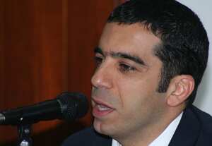 El senador Arturo Char es investigado por presunta compra de votos.