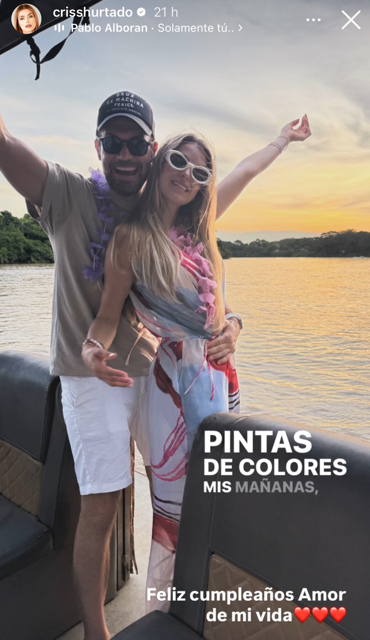 El presentador felicitó a su esposa por su cumpleaños número 42.