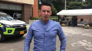 Periodista Cesar Flechas.