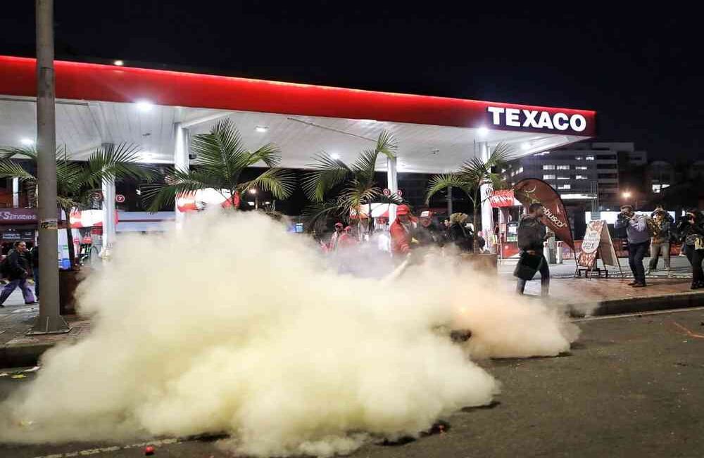 La rápida acción de los trabajadores de la estación de gasolina evitaron un desastre mayor.
