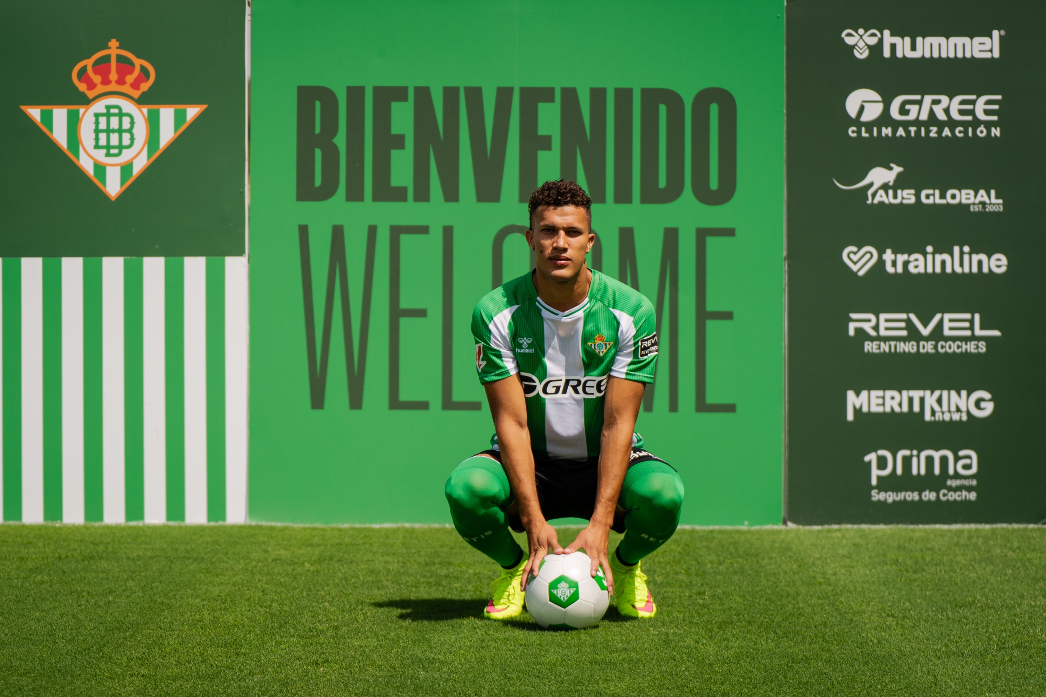 Nelson Deossa, nuevo refuerzo del Real Betis Balompié de España.