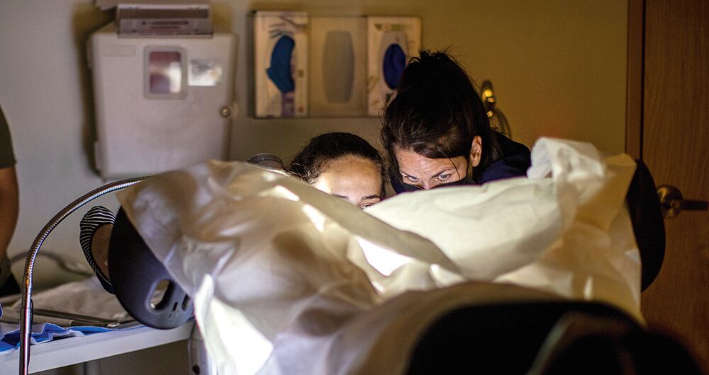 Las mujeres del estado de Misisipi que deseen abortar tendrán que luchar con las circunstancias. 