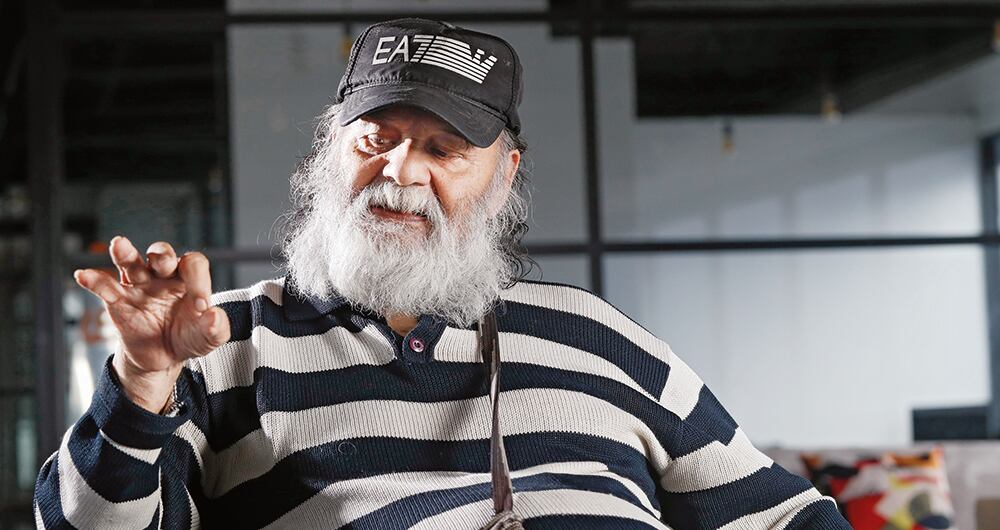 El despiadado Elí Mendoza, conocido como Martín Sombra, armó un alboroto cuando afirmó que los autores de la masacre de Mapiripán no habían sido los paramilitares, sino las Farc; ahora se reafirmó en entrevista con SEMANA.