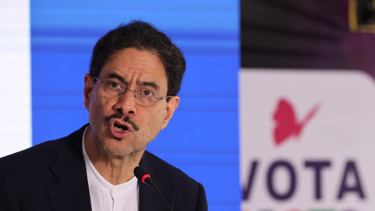 Iván Cepeda prometió liderar la oposición al gobierno de Abelardo De La Espriella.