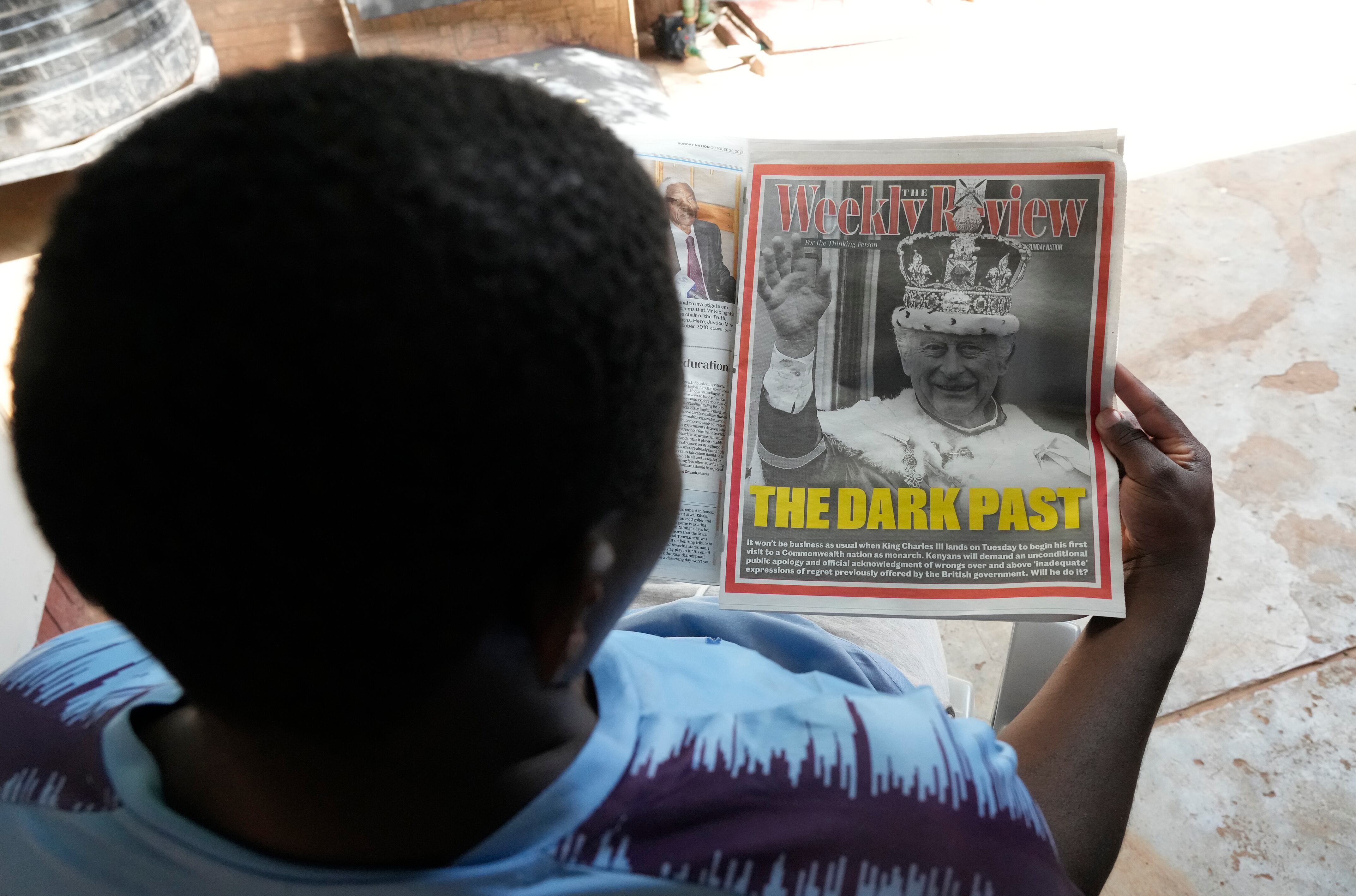 Durante la visita, Carlos reconocerá los “aspectos dolorosos” de la historia compartida de su nación con Kenia, que este año celebra el 60 aniversario de su independencia de Reino Unido.