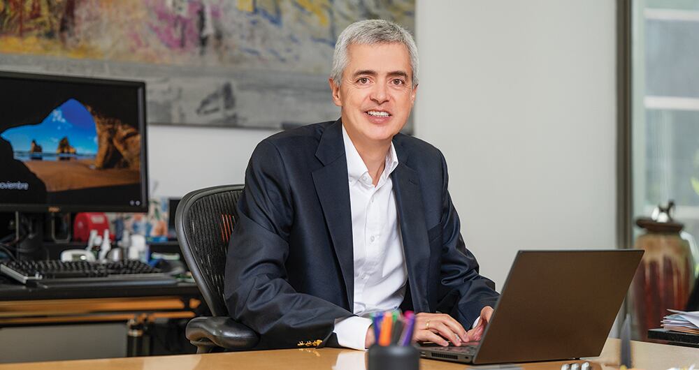 miguel largacha Presidente de Porvenir 