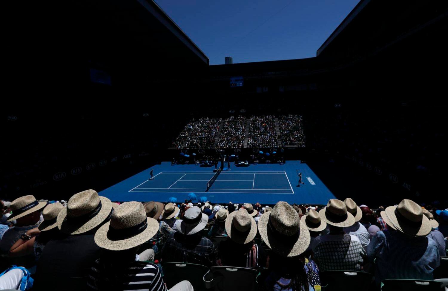 Australia Cuartos de final en el Australian Open Los espectadores disfrutan del partido entre la ucraniana Elina Svitolina y la belga Elise Mertens en la Rod Laver Arena en Melbourne. AP/ Vincent Thian.