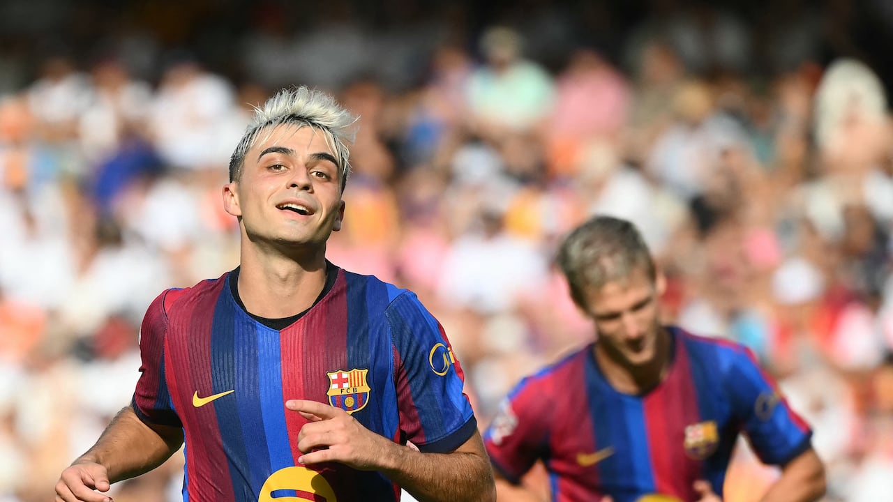 Pedri fue una de las figuras en la goleada del Barcelona al Valencia.