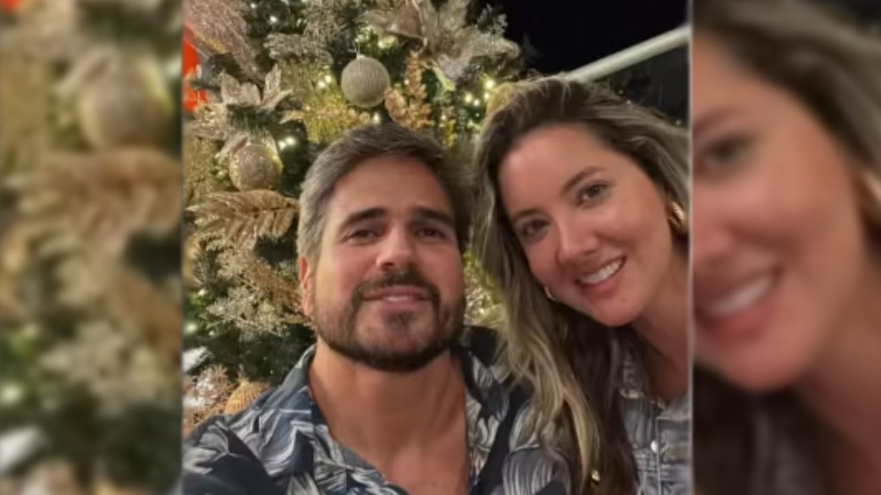 La pareja de famosos se mostró bastante enamorada en redes sociales.