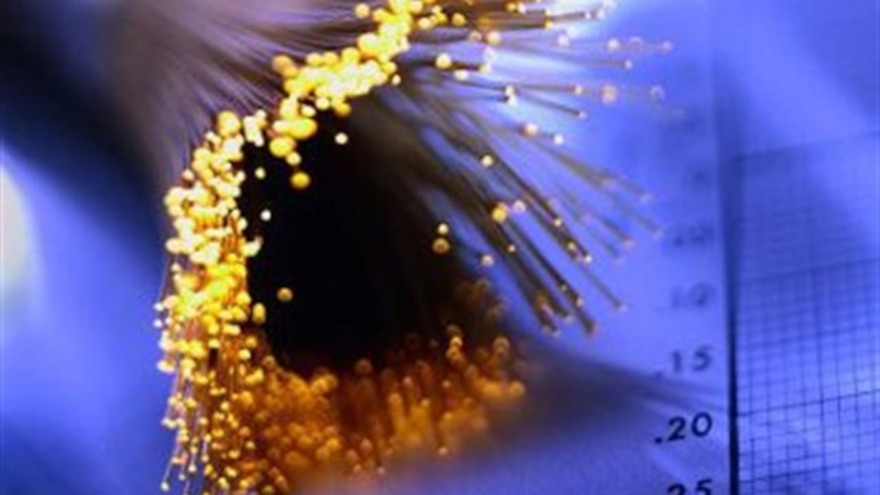 Se estima que de los 18 millones de hogares del país, unos 6,8 millones tienen fibra óptica, la cual ofrece mayor velocidad, estabilidad y capacidad de conexión.