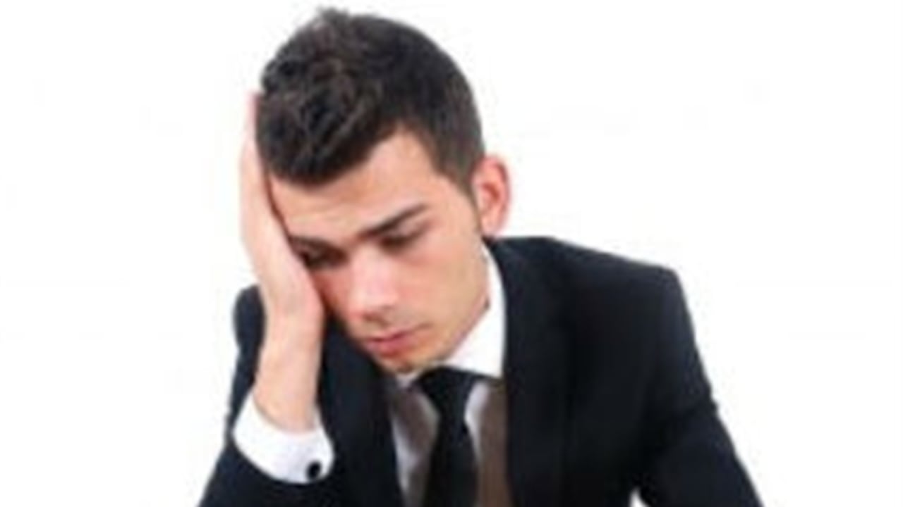 59% de quienes participaron en la encuesta no se siente feliz en su trabajo debido a factores como falta de desafíos y de liderazgo motivador.