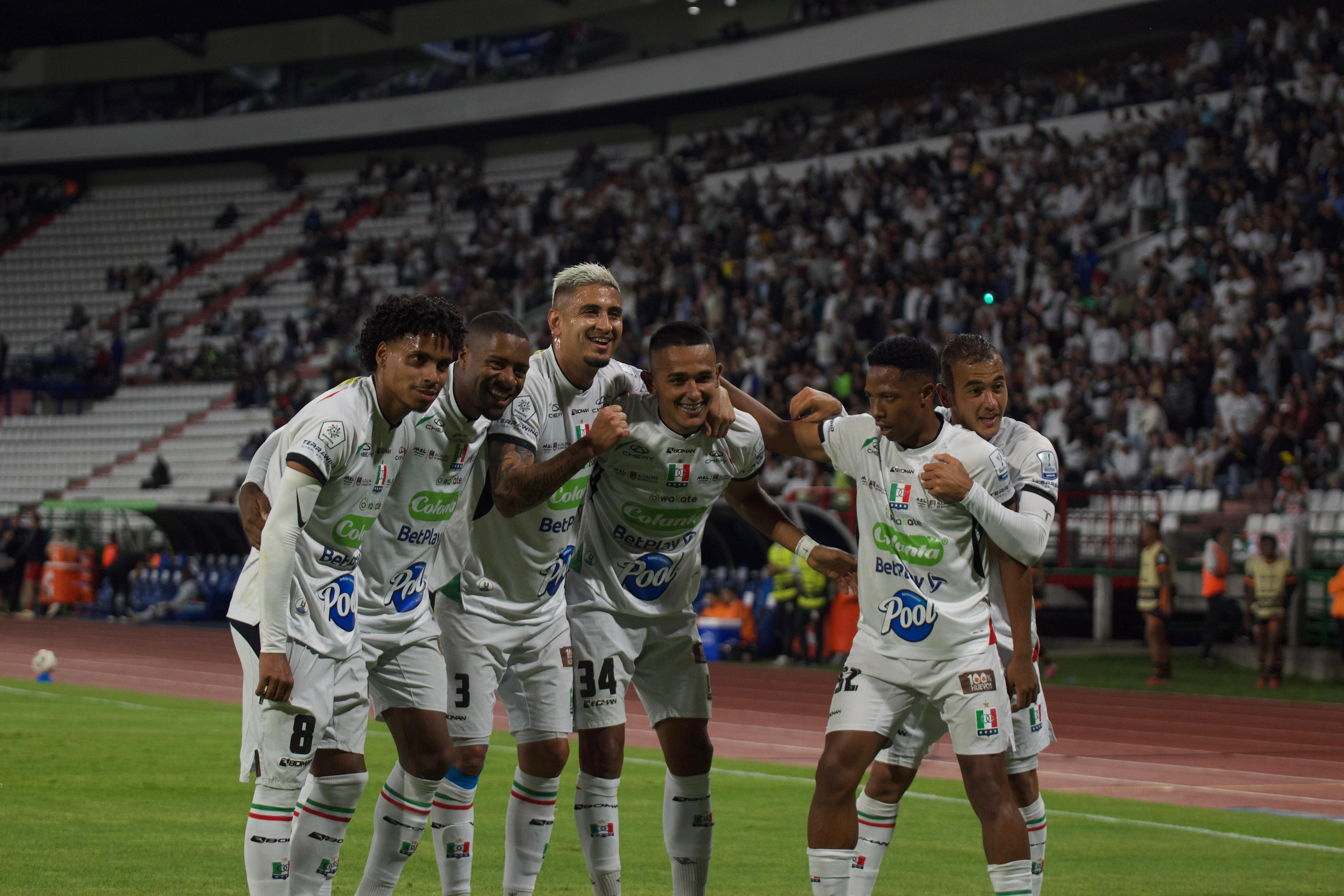 Once Caldas asciende, parcialmente, al décimo puesto.