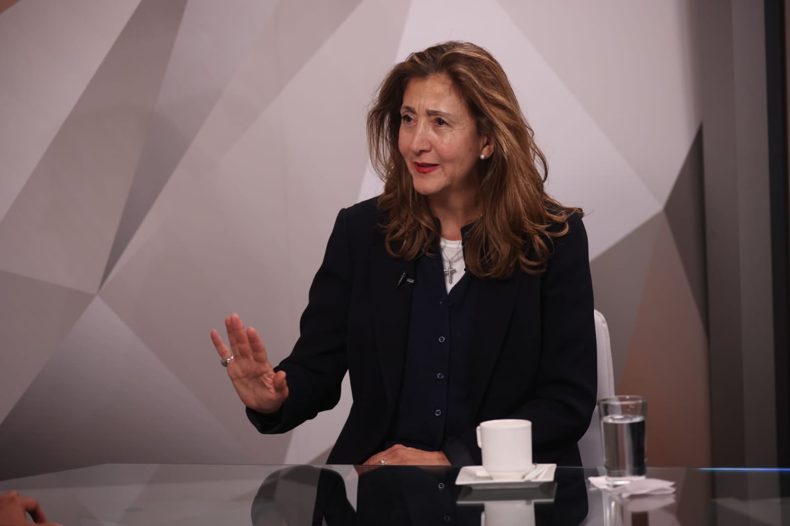 El Debate, Yesid Lancheros director de Semana, entrevista a Ingrid Betancourt