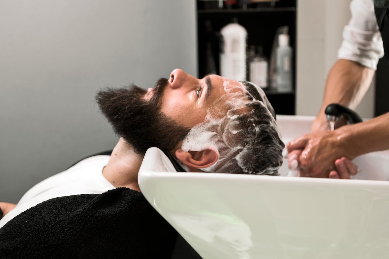 Lavar el cabello