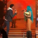 Karol G en concierto con Andrés Cepeda en Bogotá.