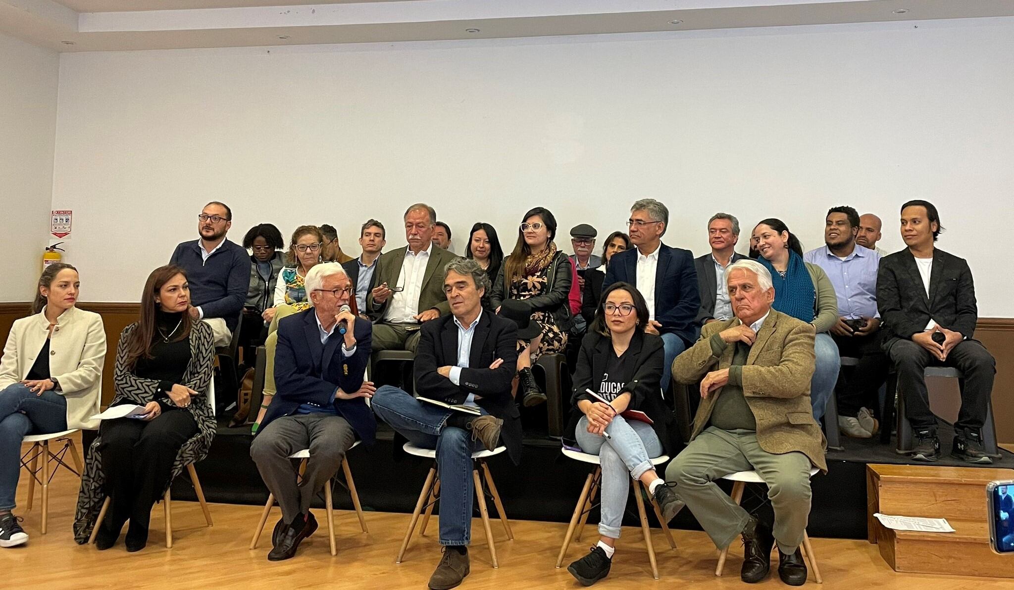 Este miércoles se anunció la unión de Dignidad, liderado por Jorge Robledo, y Compromiso Ciudadano.