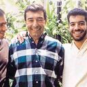 Fuad Char Abdala, junto a sus hijos Antonio, Arturo y Alex, en una foto de archivo familiar || Arturo Char: ¿Quienes son los Char?; familia del nuevo presidente del congreso