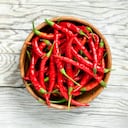 Esta especia es originaria del continente americano, se seca y pulveriza para condimentar y dar un toque picante a cualquier receta.