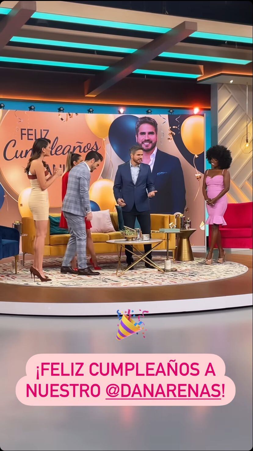 El colombiano dio unas palabras por los regalos que recibió en su trabajo.