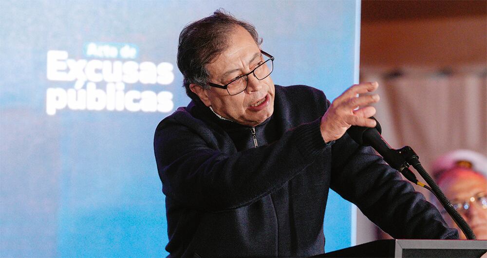     Por medio de Luis Fernando Velasco, ministro del Interior, Gustavo Petro gana terreno entre los liberales para impulsar sus reformas.