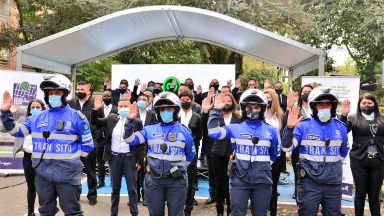 El Cuerpo de Agentes de Tránsito Civiles apoyará a la Policía de Tránsito en labores como el control de la movilidad. Además, están autorizados para imponer comparendos en casos específicos.