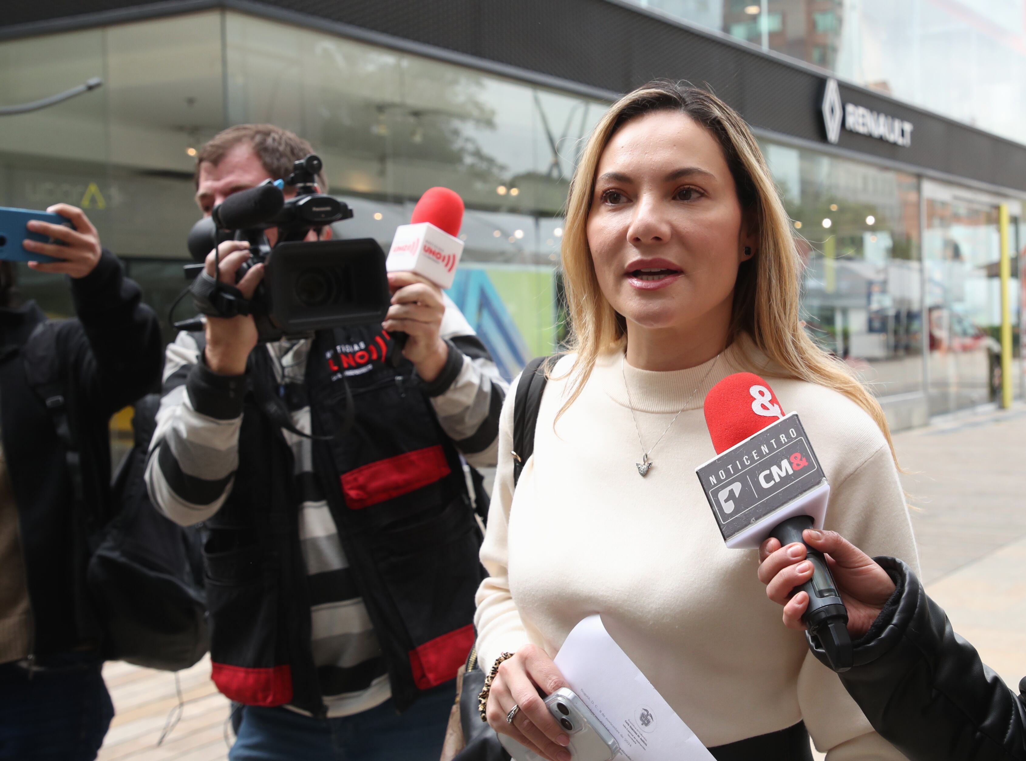 María Clara Name, concejal de Bogotá e hija del senador Iván Name ante la Sala de instrucción de la Corte Suprema de Justicia en el caso de corrupción de la UNGRD