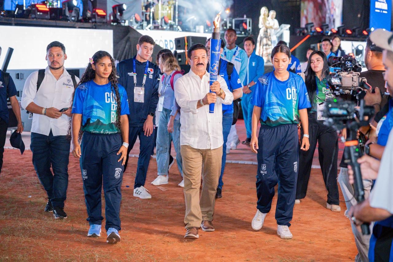 Córdoba le da la bienvenida al continente en la inauguración de los VII Juegos Escolares Centroamericanos y del Caribe