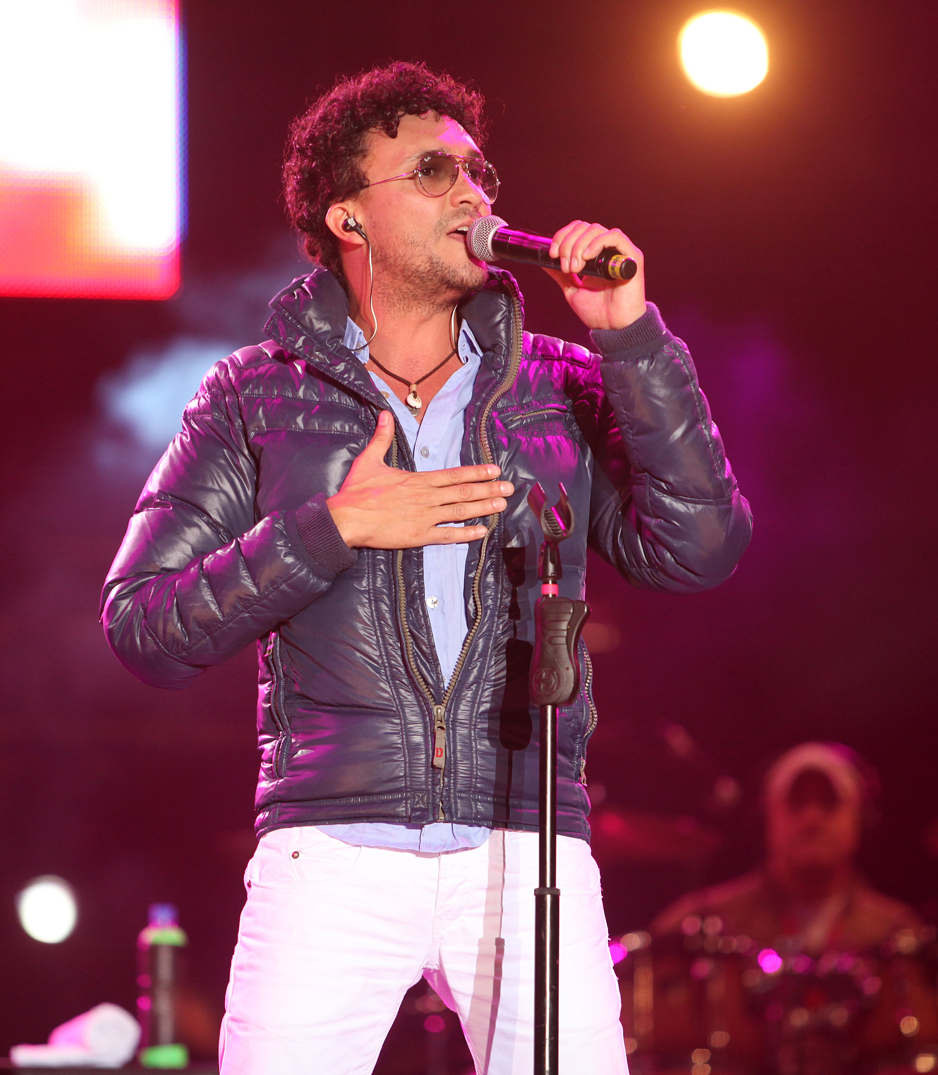 El álbum de Andrés Cepeda convierte a la capital en un relato cultural que proyecta a Colombia en el escenario global.